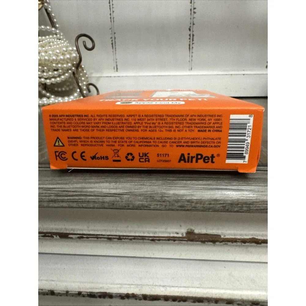 Track Your Pet! AirPet Locator Tag Works With Apple Find My - New in Box!
